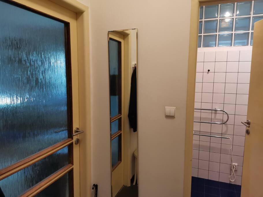 Cozy Studio In The City Centre Near Train Station Bratysława Zewnętrze zdjęcie